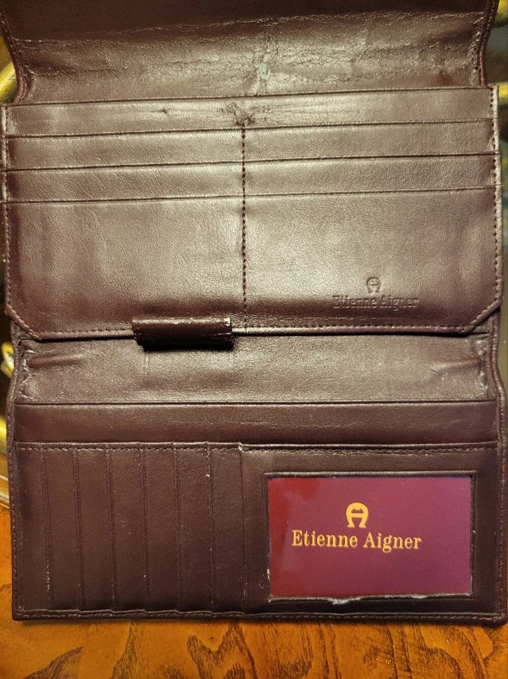 Etienne Aigner true authentic